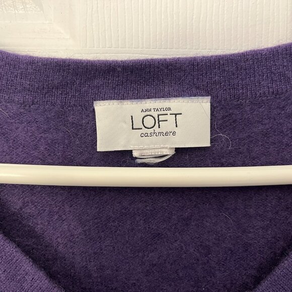 100% cashmere vintage sweater Ann Taylor LOFT - Picture 4 of 4